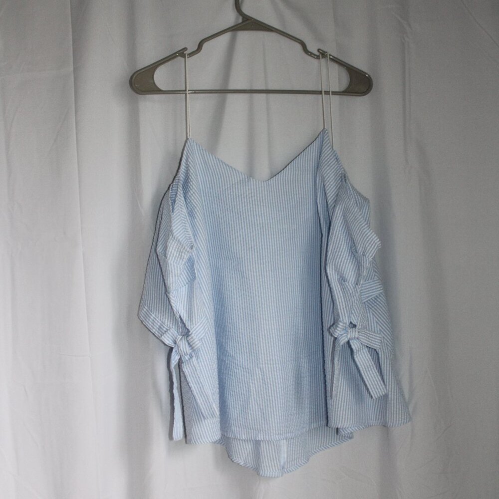 Kimchi Blue Seersucker Striped Blue & White Off-shoulder Blouse Large